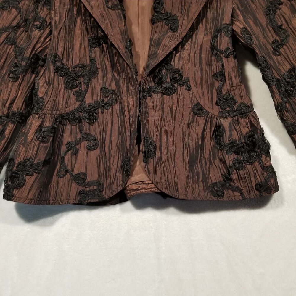 Elegant Brown Blazer with Black Floral Accents - Picture 2 of 8